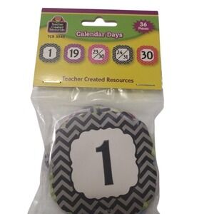 Teacher Created Resources Black & White Calendar Days, Pack of 36